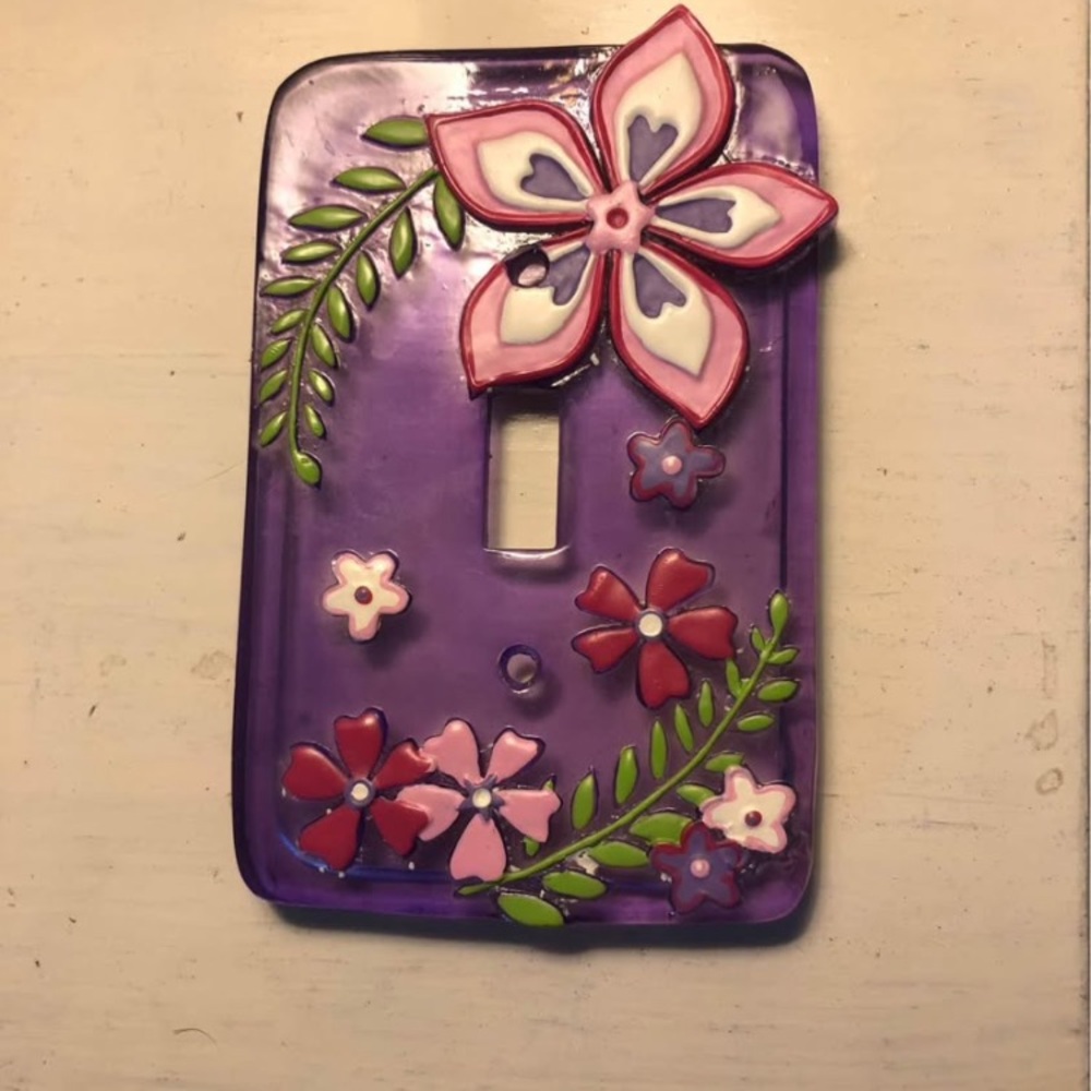 Purple plumeria Floral Decorative Single Light Switch Cover Plate